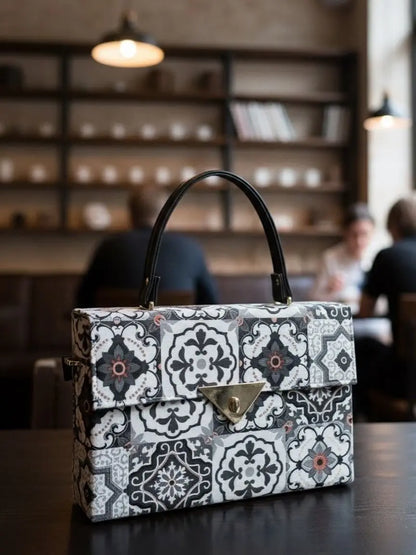 Luxury Handbag for Women – Black & White Geometric Pattern Shoulder Bag Merooz Luxe