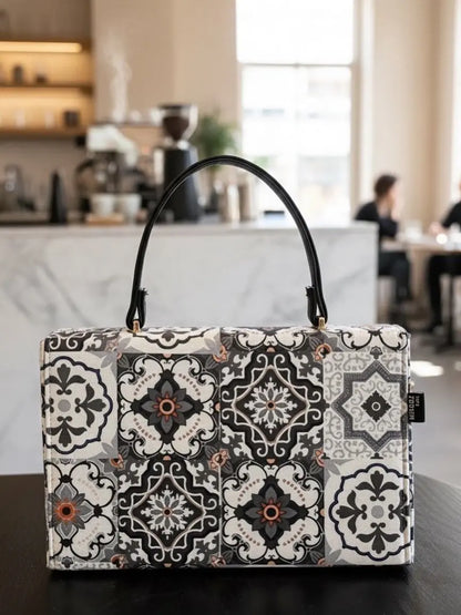 Luxury Handbag for Women – Black & White Geometric Pattern Shoulder Bag Merooz Luxe